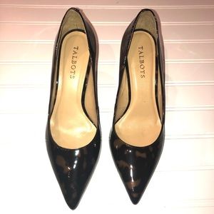 Talbots Heels Shoes . Size 8M